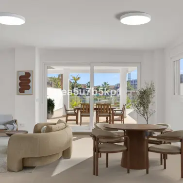 Продажа апартаментов на первом этаже в Manilva