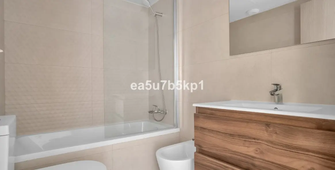 Продажа апартаментов на первом этаже в Manilva 6