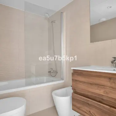 Продажа апартаментов на первом этаже в Manilva