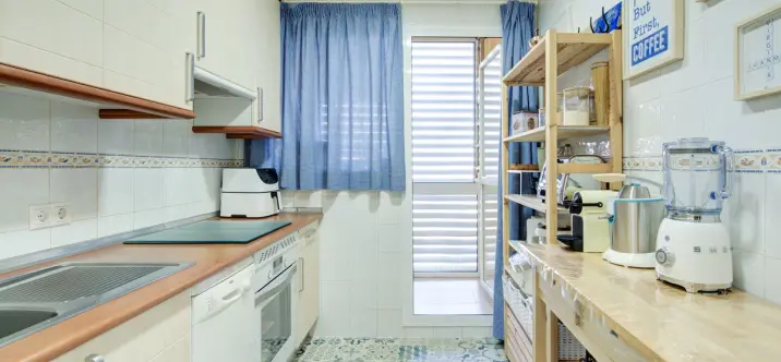 Sale of middle floor apartment in La Cala de Mijas 3