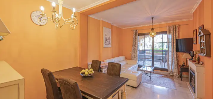 Sale of ground floor apartment in Hacienda del Sol 1