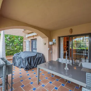 Sale of ground floor apartment in Hacienda del Sol