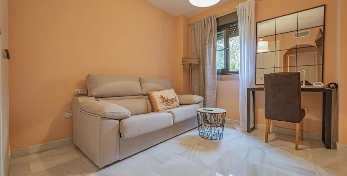 Sale of ground floor apartment in Hacienda del Sol 7