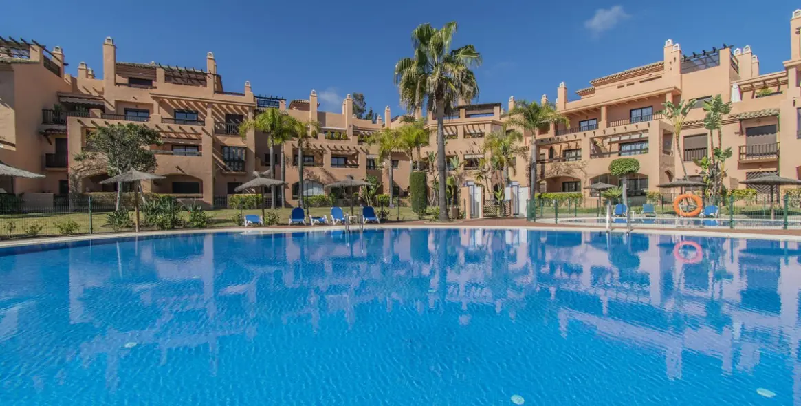 Sale of ground floor apartment in Hacienda del Sol 12