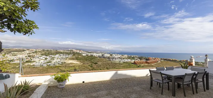 Sale of semi-detached house in Manilva 1