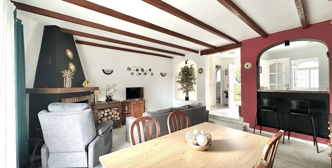 Продажа таунхауса в Calahonda 3