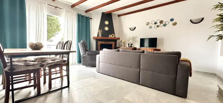 Продажа таунхауса в Calahonda 4