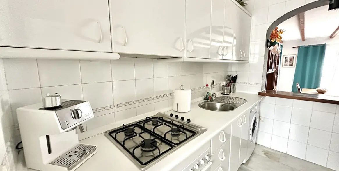 Продажа таунхауса в Calahonda 12