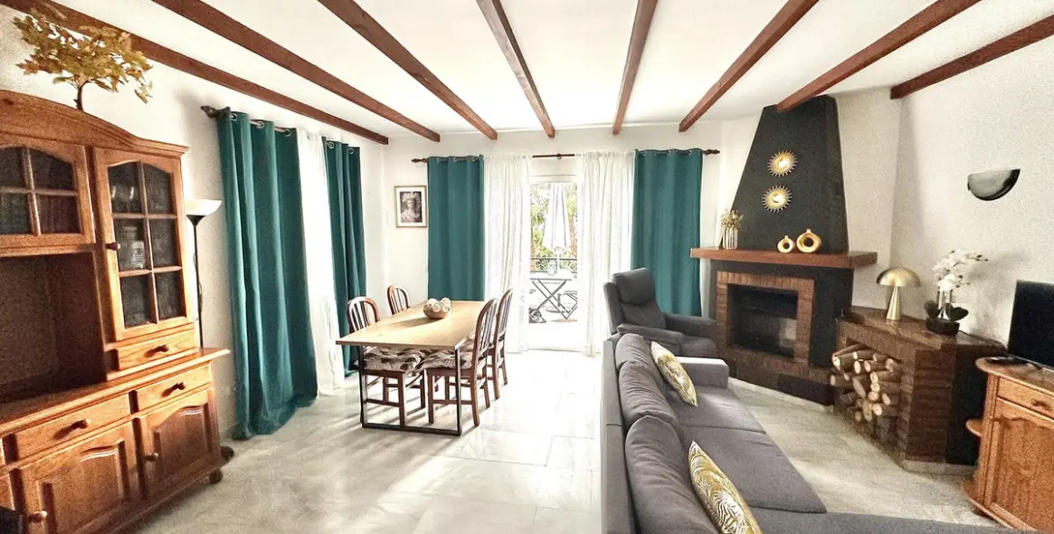 Venta de adosado en Calahonda 28