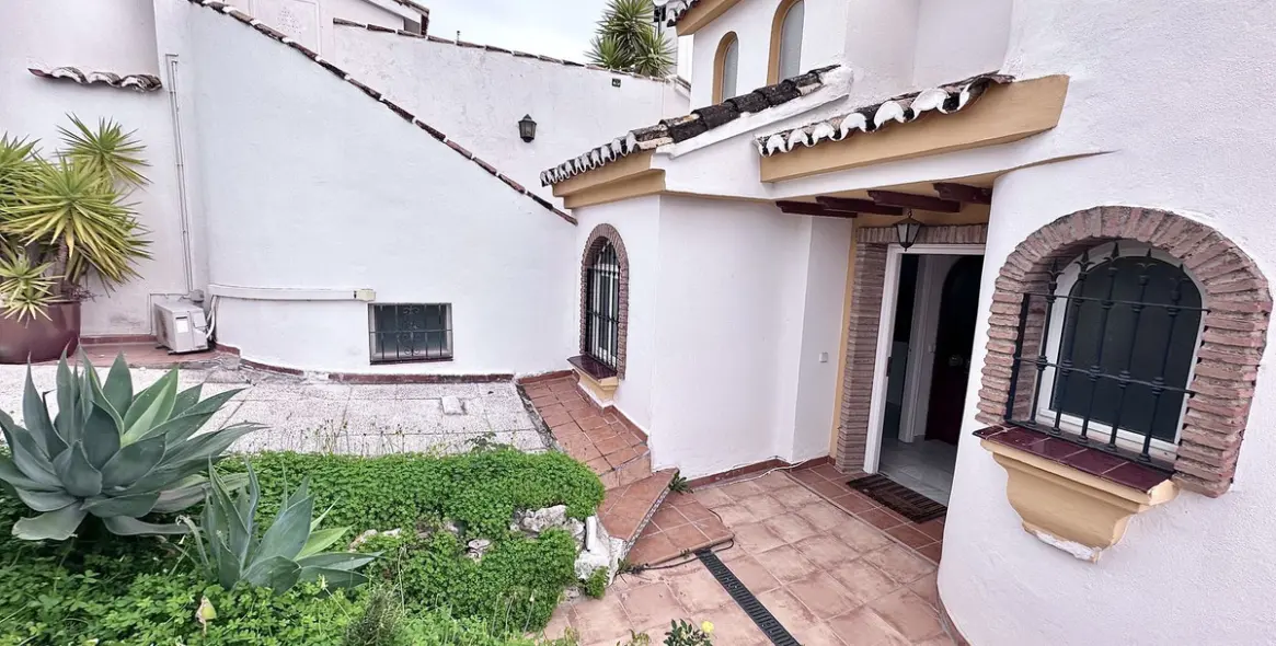 Venta de adosado en Calahonda 30