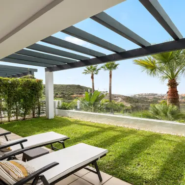 Sale of ground floor apartment in Casares