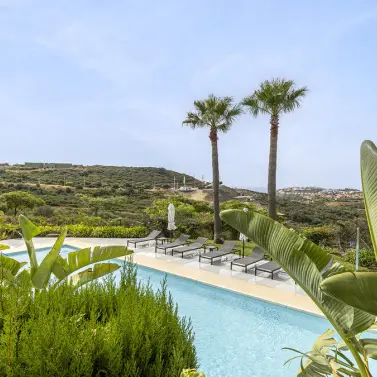 Sale of ground floor apartment in Casares