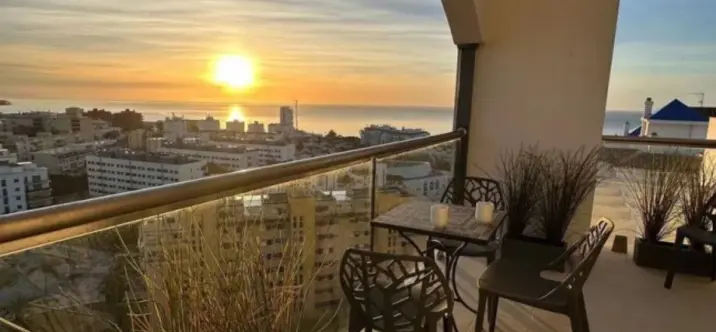 Продажа двухуровневого пентхауса в Estepona 2