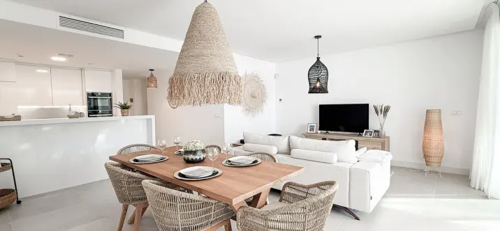 Sale of ground floor apartment in Artola 3