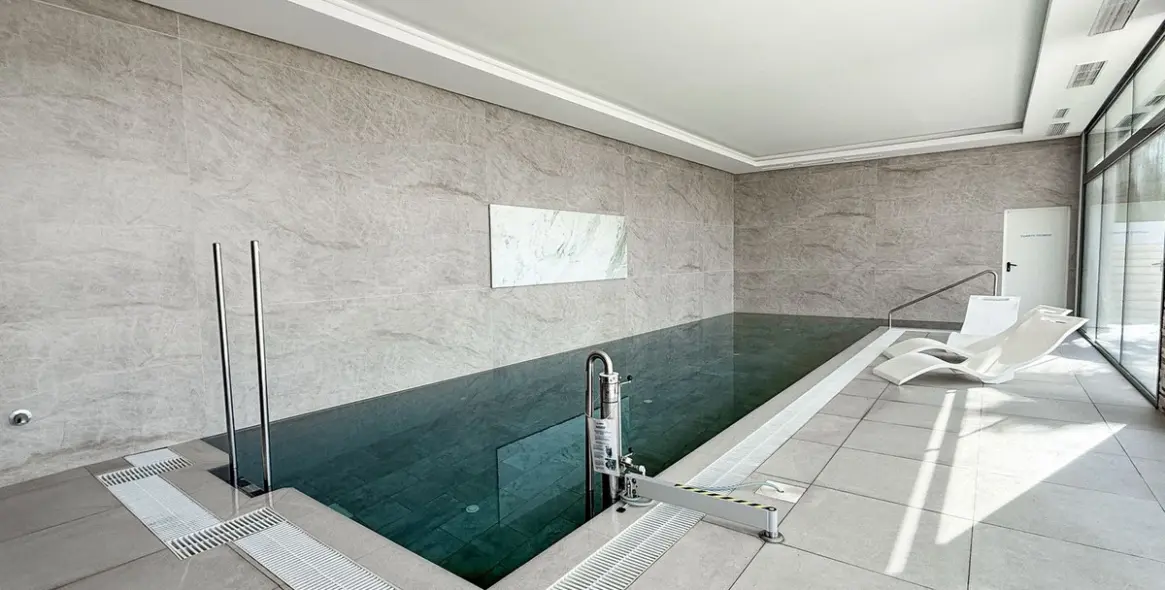 Продажа апартаментов на первом этаже в Artola 53