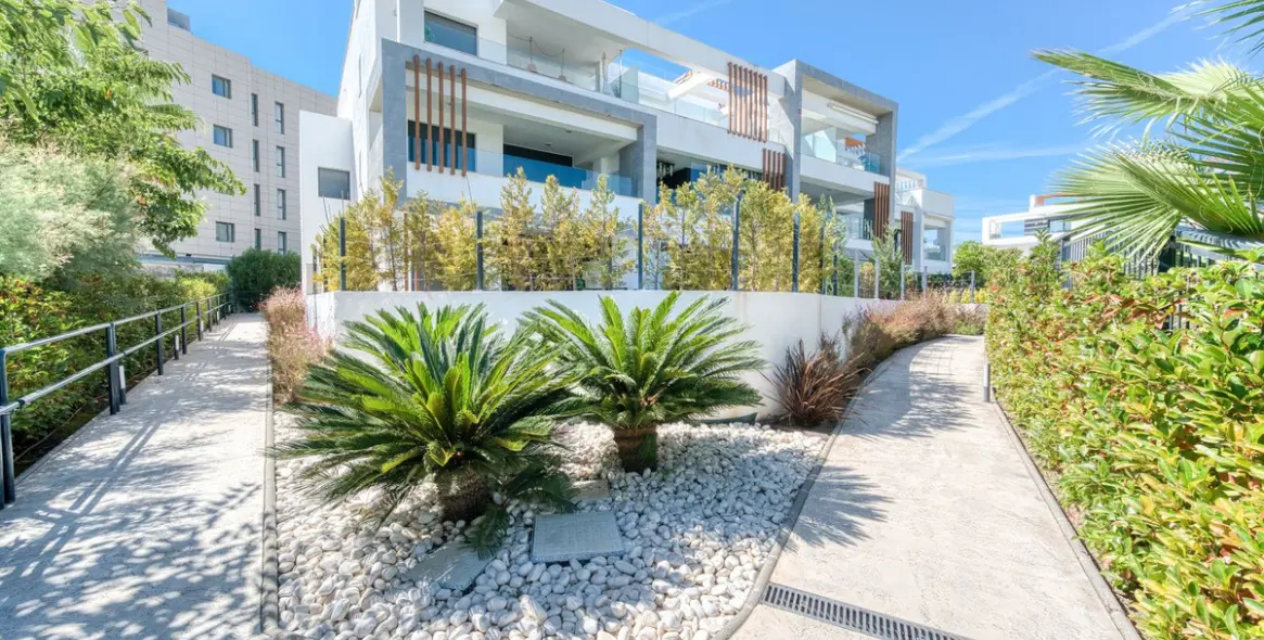 Продажа пентхауса в Estepona 6