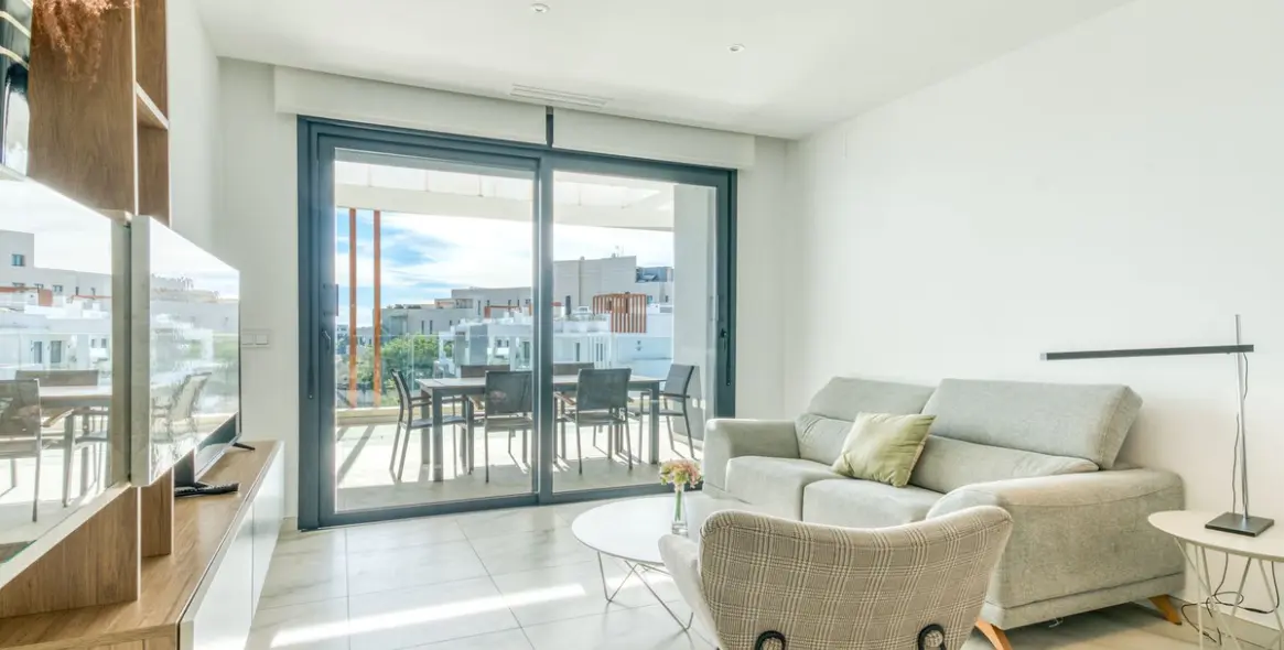 Продажа пентхауса в Estepona 9