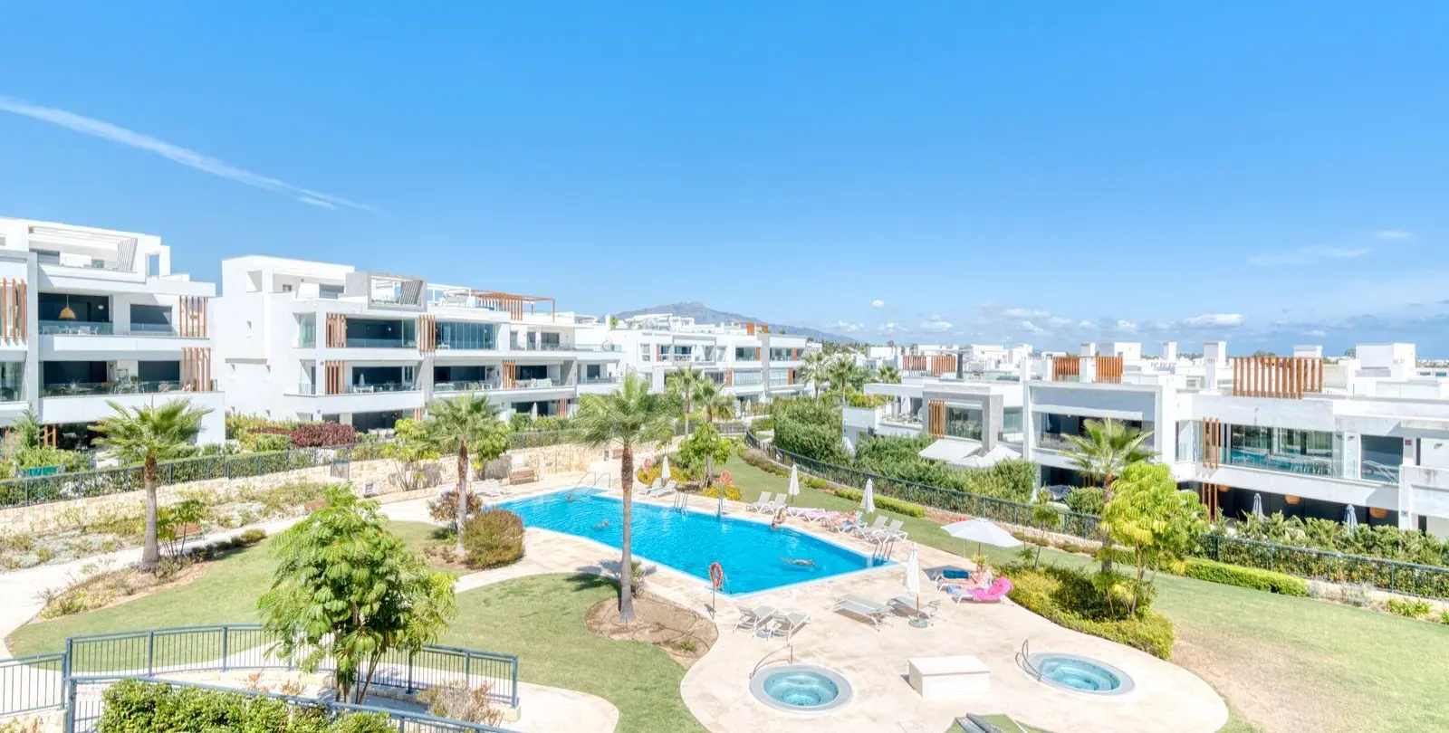 Продажа пентхауса в Estepona 2