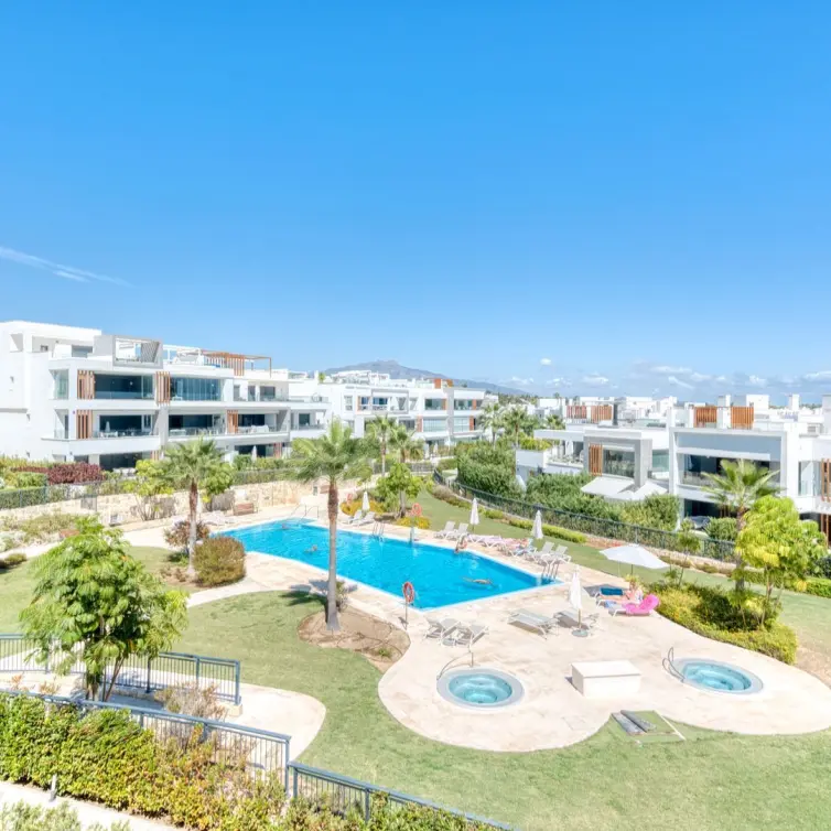 Продажа пентхауса в Estepona