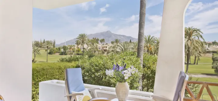 Продажа дома на две семьи в Guadalmina Baja 1