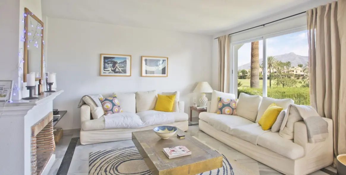 Продажа дома на две семьи в Guadalmina Baja 3