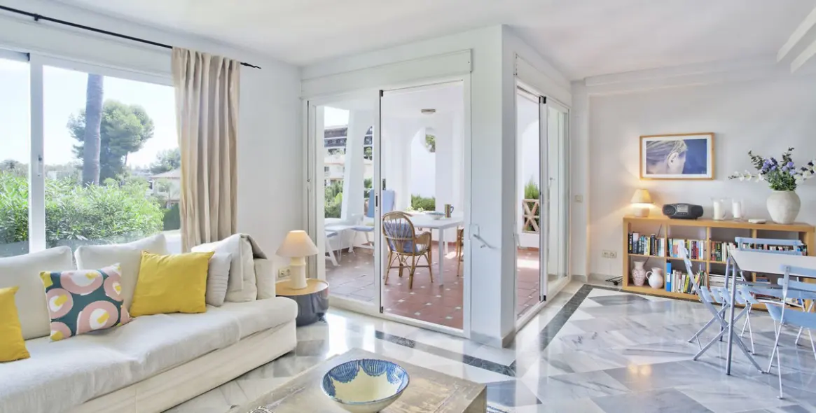 Продажа дома на две семьи в Guadalmina Baja 5