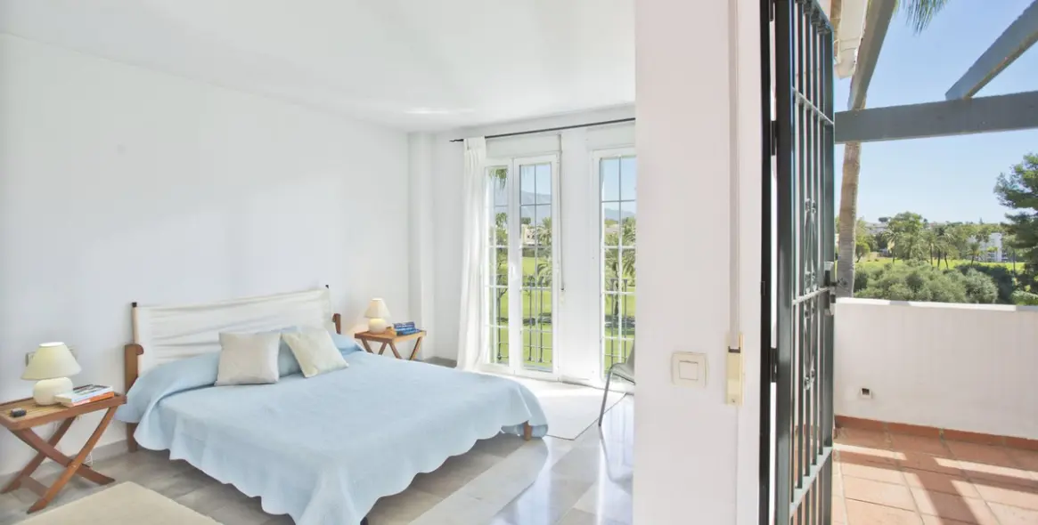 Продажа дома на две семьи в Guadalmina Baja 7