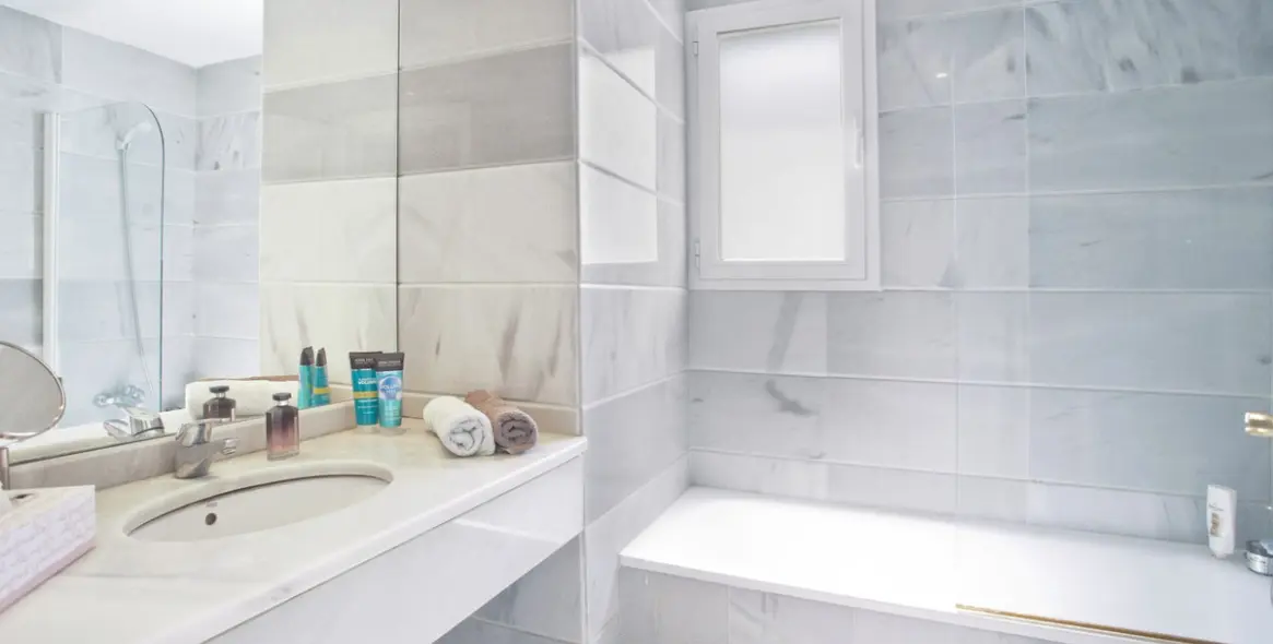 Продажа дома на две семьи в Guadalmina Baja 12