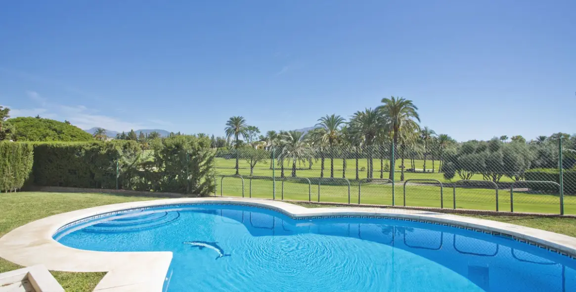 Продажа дома на две семьи в Guadalmina Baja 14