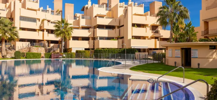 Sale of ground floor apartment in New Golden Mile 0