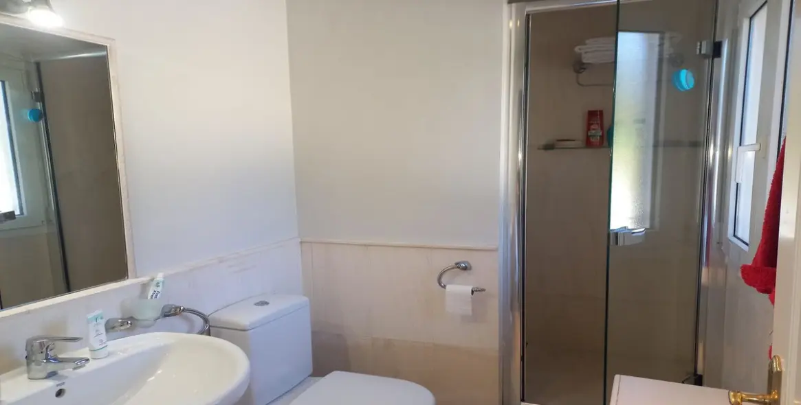 Sale of townhouse in Guadalmina Baja 18