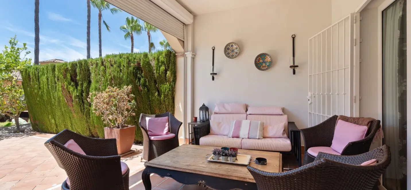 Sale of townhouse in Guadalmina Baja 3