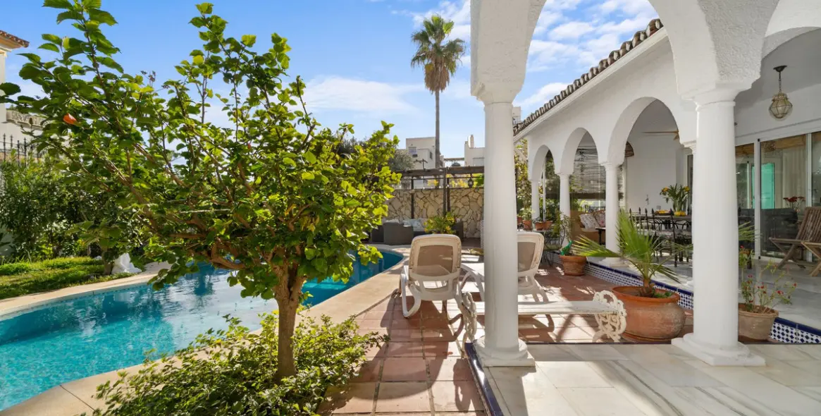 Sale of detached villa in Mijas 9