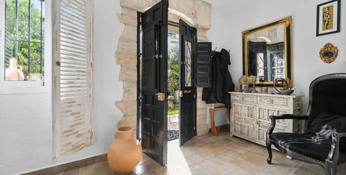 Sale of detached villa in Mijas 15