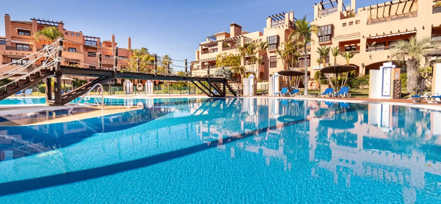 Sale of middle floor apartment in Hacienda del Sol 1