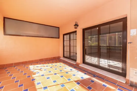Image 6 thumb