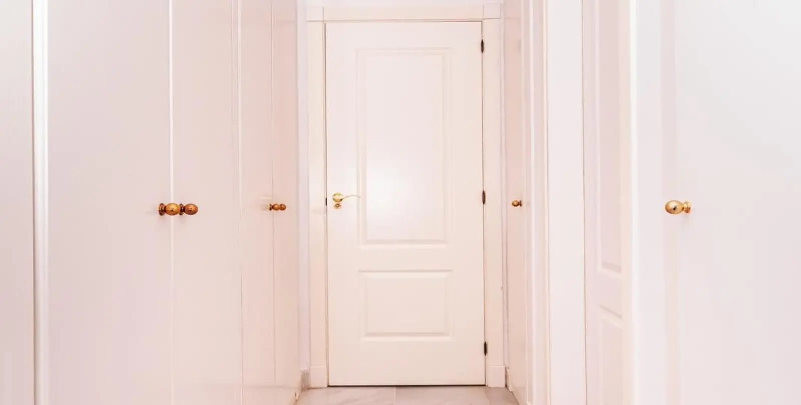 Sale of middle floor apartment in Hacienda del Sol 11