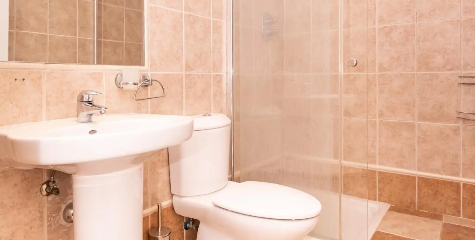Sale of middle floor apartment in Hacienda del Sol 12