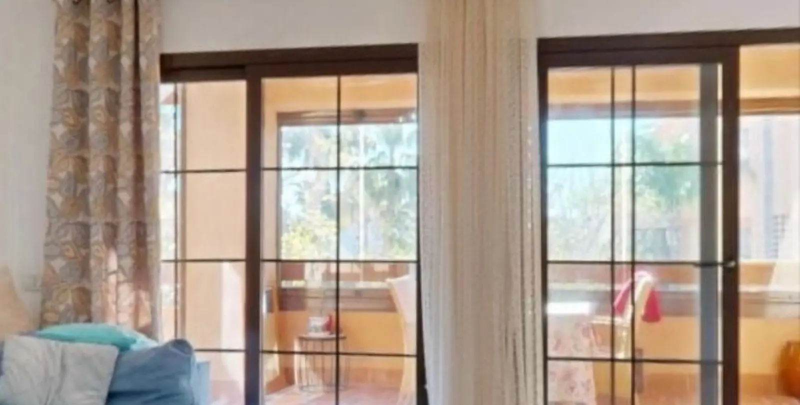 Sale of middle floor apartment in Hacienda del Sol 43