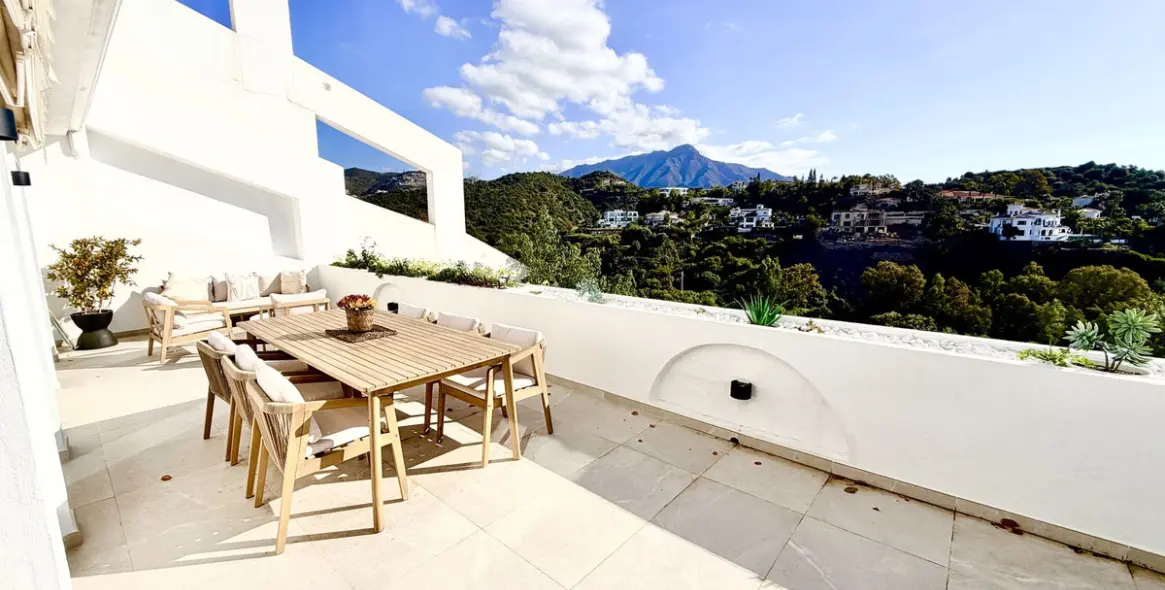 Продажа апартаментов на среднем этаже в La Quinta 25