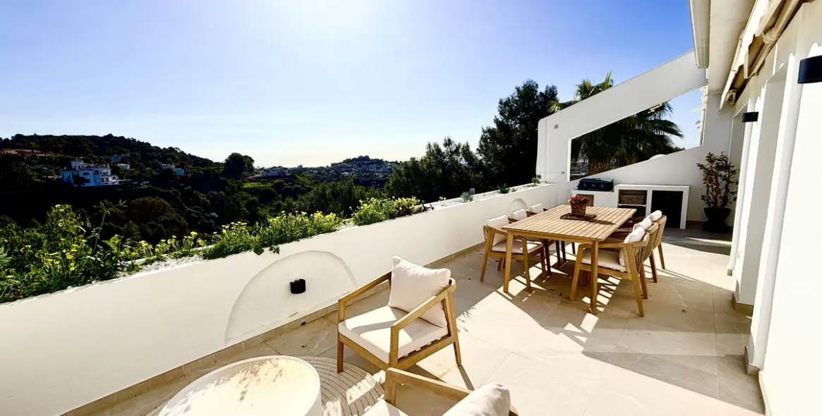 Продажа апартаментов на среднем этаже в La Quinta 27