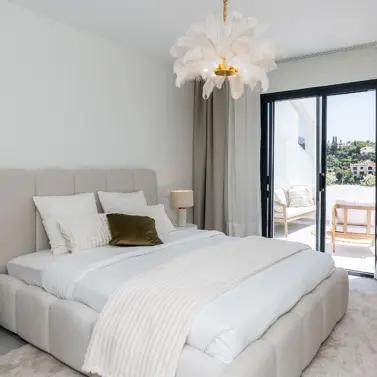 Venta de apartamento en planta media en La Quinta