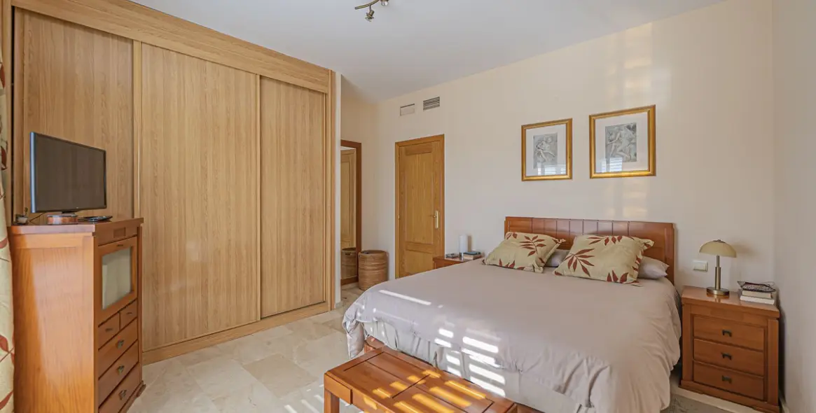 Продажа пентхауса в Selwo 5