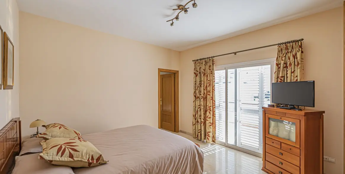 Продажа пентхауса в Selwo 8