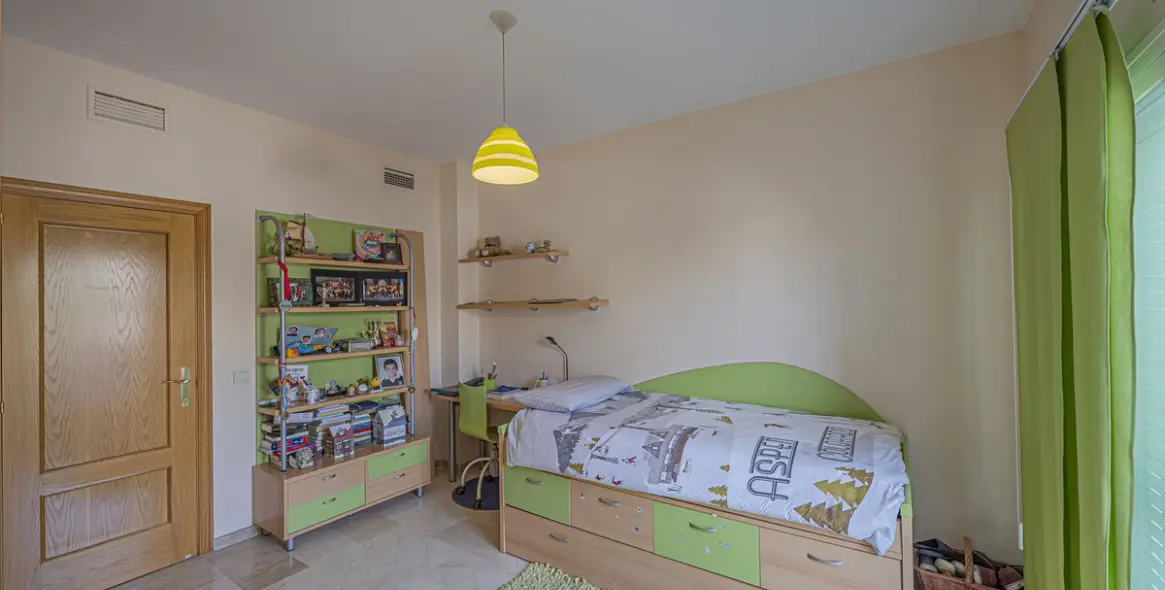 Продажа пентхауса в Selwo 15