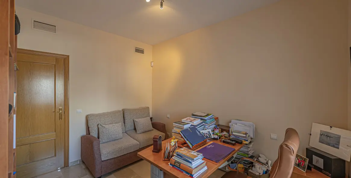 Продажа пентхауса в Selwo 26