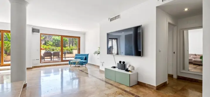 Venta de apartamento en planta baja en The Golden Mile 3