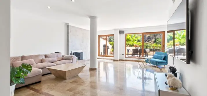Venta de apartamento en planta baja en The Golden Mile 4