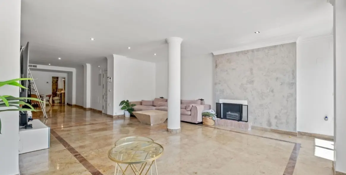 Venta de apartamento en planta baja en The Golden Mile 6