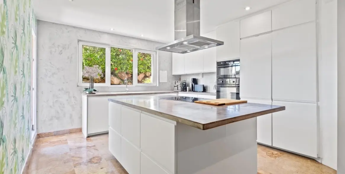 Venta de apartamento en planta baja en The Golden Mile 9